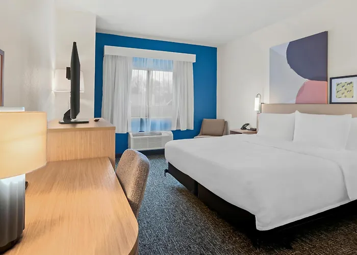Spark By Hilton Quad Cities *