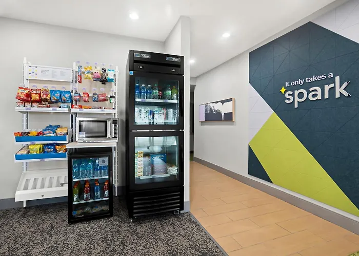 Spark By Hilton Quad Cities Hotel