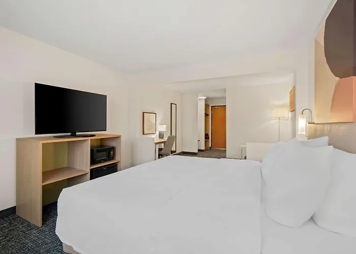 Spark By Hilton Quad Cities Moline